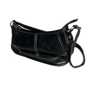 Black Shoulder Baguette Bag Women's Minimalist Sleek Small Purse Zip Closure